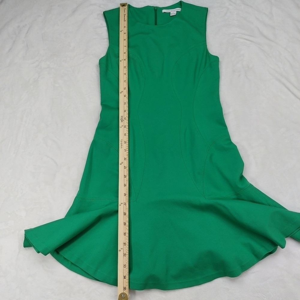 DIANE VON FURSTENBERG WOMEN'S BRIGHT GREEN JAELYN DRESS SLEEVELESS SIZE 6 - Picture 4 of 8
